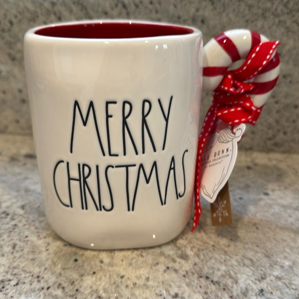 BNWT Rae Dunn Christmas mug